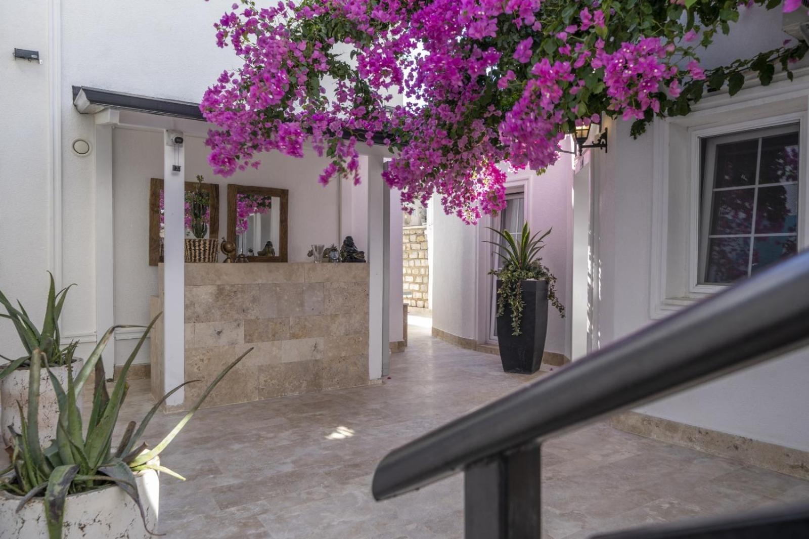 Noa Suite Hotel Only Adult Bodrum Екстериор снимка